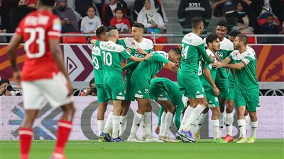 الأهلي يواصل البحث عن التعادل أمام الرجاء بعد 30 دقيقة