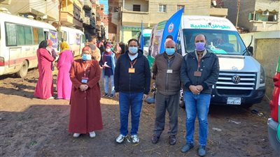 قافلة طبية مجانية توقع الكشف على 746 حالة بالدقهلية | صور 