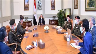 السيسي يتابع جهود الدولة لتعظيم القيمة المضافة للمعادن الاقتصادية المستخلصة من الرمال السوداء في مصر