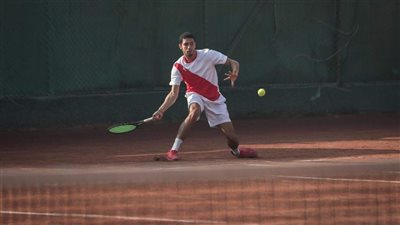 تنس أرضي الأهلي.. فريق الرجال يفوز على سبورتنج في بطولة الدوري