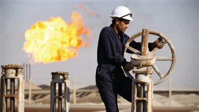 اضراب مفتوح بمنشأت النفط في لبنان 