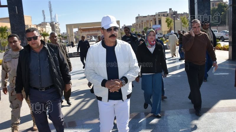  محافظ أسوان يتفقد