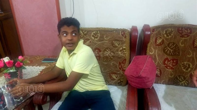 مصاب بالتوحد ويحفظ