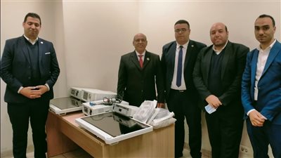 ضبط أدوية طبية لعلاج السرطان بحوزة راكبين في مطار القاهرة