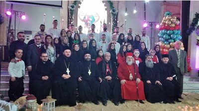 سوريا تحتفل بأعياد الميلاد من داخل كنيسة مارجرجس |صور