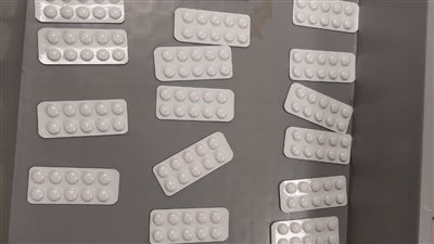 ضبط 280 قرصا مخدرا بحوزة راكب في مطار القاهرة