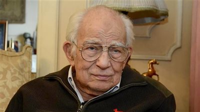 تأجيل دعوى قضائية من ابنة الفنان رشوان توفيق ضد والدها