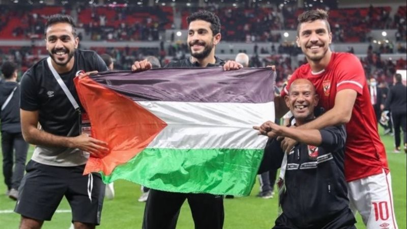 لاعبي النادي الأهلي