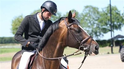 فارس دولي يكشف حقيقة إلغاء نتائج الفروسية في أولمبياد طوكيو 