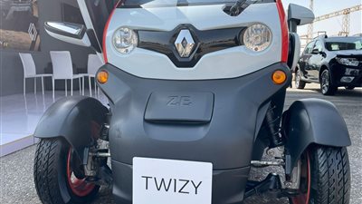 325 ألف جنيه سعر أول سيارة رينو كهربائية بالسوق المصري | صور 