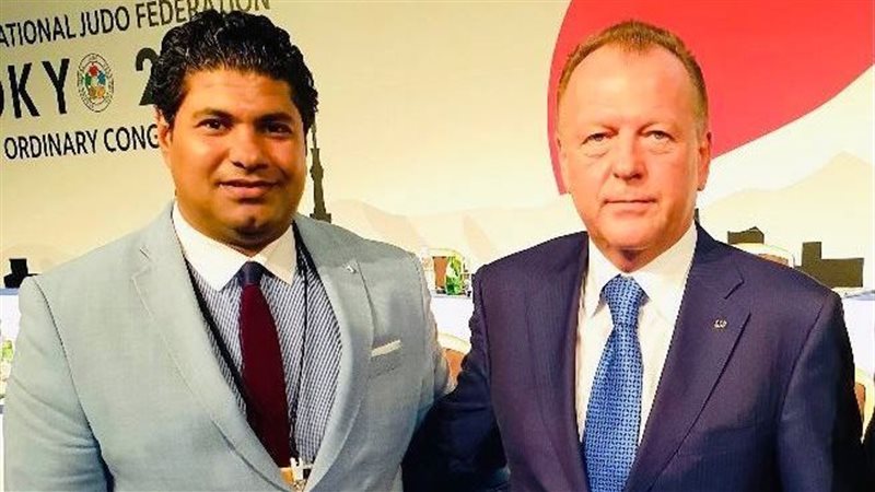مرزوق محمد مع رئيس