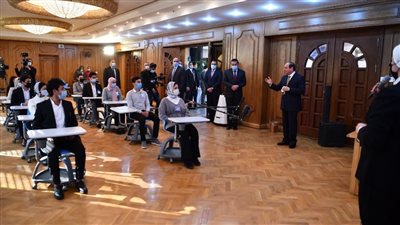 الرؤية والإنجاز.. تنمية المشروعات وخلق فرص عمل جديدة تخفض معدلات البطالة