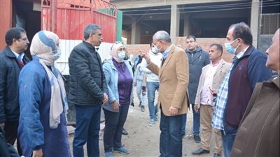 ضمن مشروعات حياة كريمة.. محافظ القليوبية يتفقد مجمع الخدمات الحكومية 