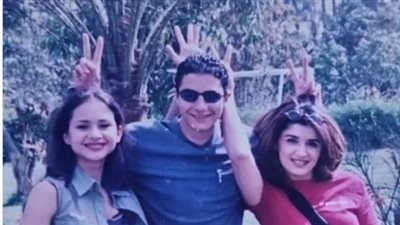 أحمد الفيشاوي رفقة غادة عادل ونيللي كريم من كواليس 