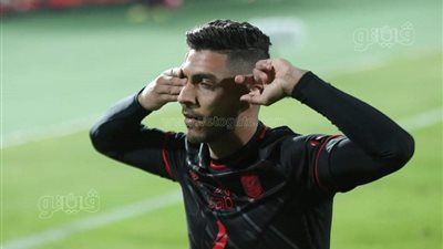 الأهلي يتقدم على فيوتشر بهدف محمد شريف في الشوط الأول 