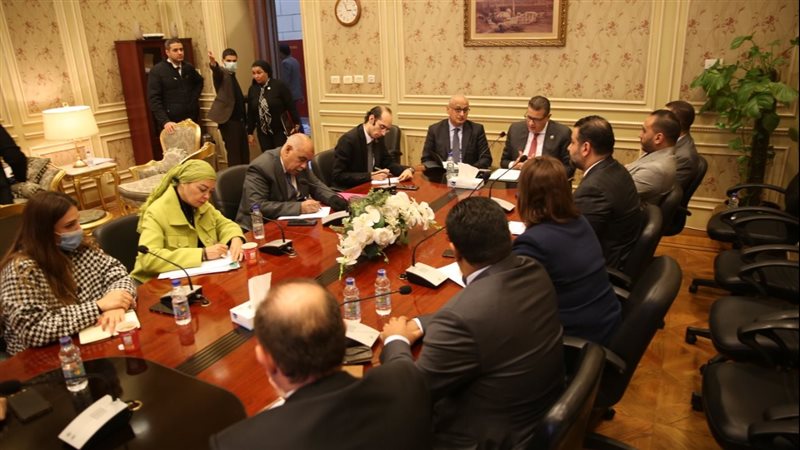 اجتماع لجنة حقوق