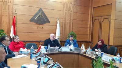 اجتماع لجنة السلامة والصحة المهنية بجامعة بنها