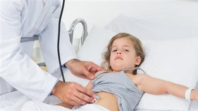 أعراض تؤكد إصابة طفلك بالديدان المعوية
