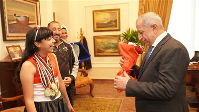 رئيس الأكاديمية العربية للعلوم يشيد باهتمام الدولة بأصحاب الهمم 