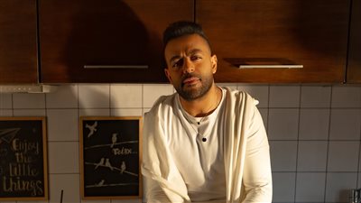 حقيقة سرقة لحن تامر عاشور 