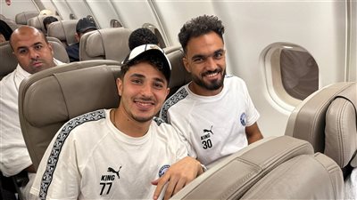 بعثة بيراميدز تغادر مطار القاهرة في طريقها إلى جدة (صور)