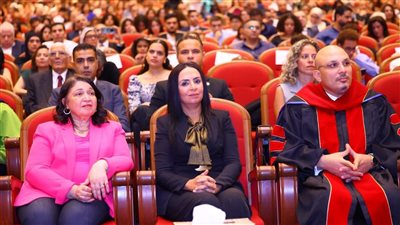 وزيرة التضامن تشهد احتفالية تخرج طالبات كلية رمسيس للبنات