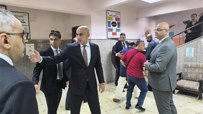 شاهد، جولة وزير التربية والتعليم بمدارس القليوبية في أول أيام العام الدراسي