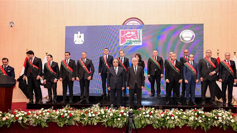 تكريم أعضاء النيابة
