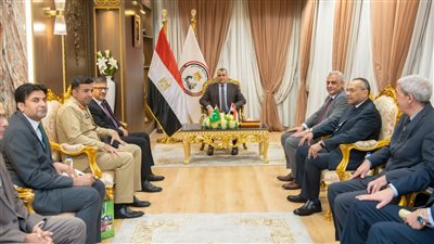 وزير الإنتاج الحربي يستقبل السفير الباكستاني لبحث التعاون في مجالات التصنيع