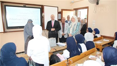 محافظ بني سويف: نوفر بيئة تعليمية آمنة ومحفزة لأبنائنا الطلاب (صور)