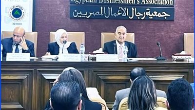 عضو بجمعية رجال الأعمال يقترح تدريب خريجي كليات التجارة على تقديم الإقرارات