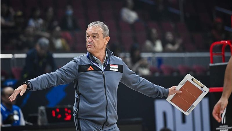 المدير الفني الإيطالي