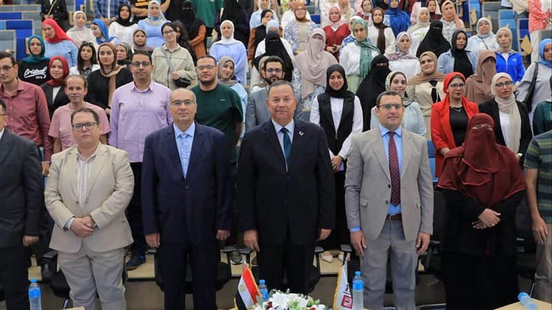 اليوم التعريفي بطلاب