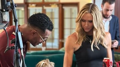 محمد رمضان يرقص مع لارا ترامب أثناء تصوير كليب جديد