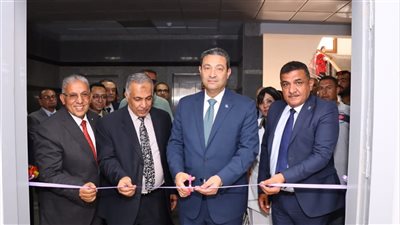 محافظ دمياط يضع حجر الأساس لسكن الطبيبات ويفتتح أقساما حديثة بمستشفى الأزهر الجامعي