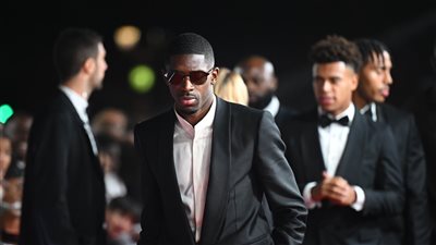 المرشح الأول، عثمان ديمبلي يصل حفل الكرة الذهبية 2025