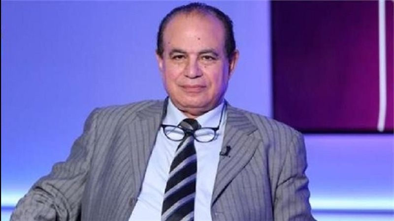 أحمد مجاهد، فيتو