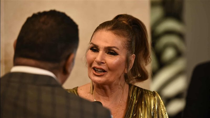 يسرا، فيتو 