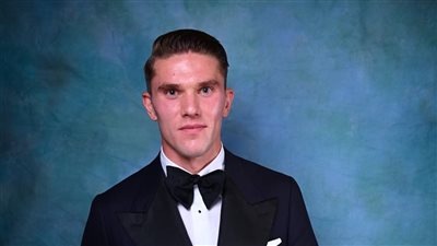 جيوكيريس يحصد جائزة جيرد مولر في حفل الكرة الذهبية