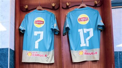 لقطات من غرفة ملابس الأهلي قبل مواجهة حرس الحدود