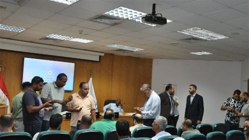 جامعة حلوان، فيتو