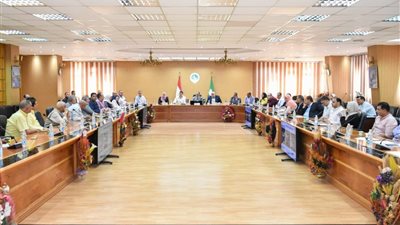  محافظ الشرقية يعقد اجتماعًا تنسيقيًا لانطلاق مهرجان الخيول