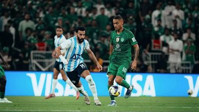 نيران صديقة، متحدث الأهلي السعودي يكشف سر الخسارة أمام بيراميدز (فيديو)