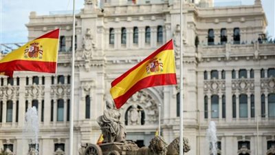 البرلمان الإسباني يوافق على حظر بيع الأسلحة إلى إسرائيل 