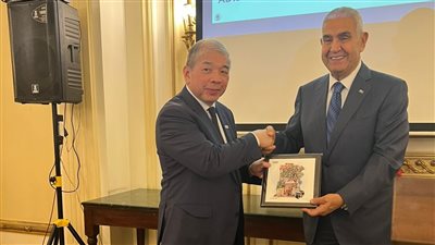 جمعية رجال الأعمال تعقد لقاءات مع اتحاد الأعمال السنغافوري لمناقشة فرص الاستثمار والتكامل الاقتصادي