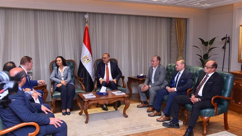 وزيرا العمل والتضامن،
