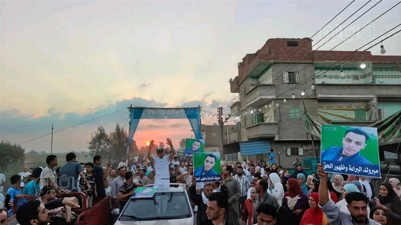 إحتفالات في قرية