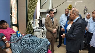 المدير التنفيذي لمستشفيات جامعة القاهرة يتفقد بنك الدم (صور)