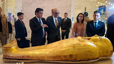 رئيس جمهورية سنغافورة يزور المتحف القومي للحضارة (صور)