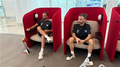 بيراميدز يصل مطار القاهرة عقب التتويج بكأس القارات الثلاث (صور)